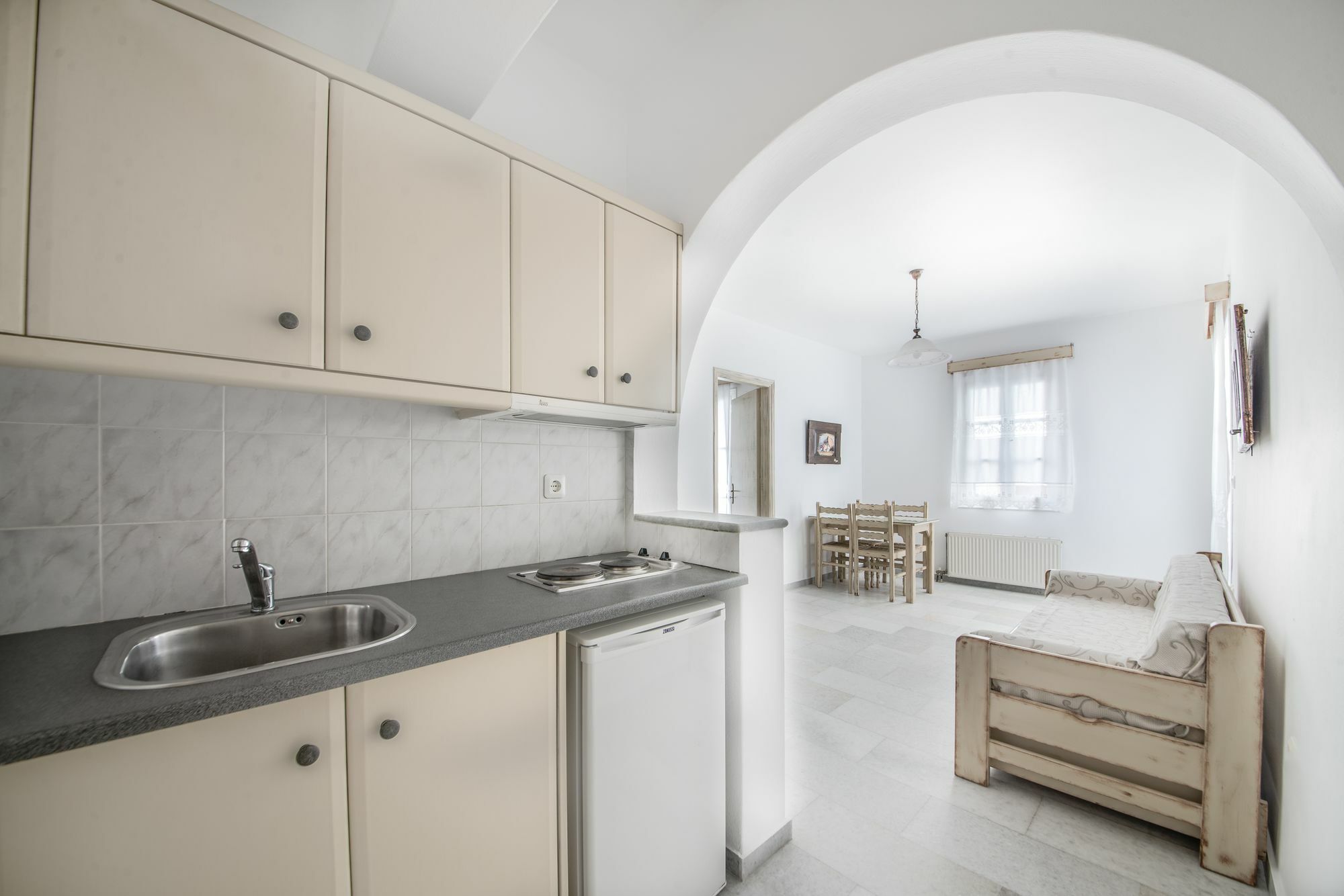 Fragias Studios & Apartments Naxos City Екстериор снимка