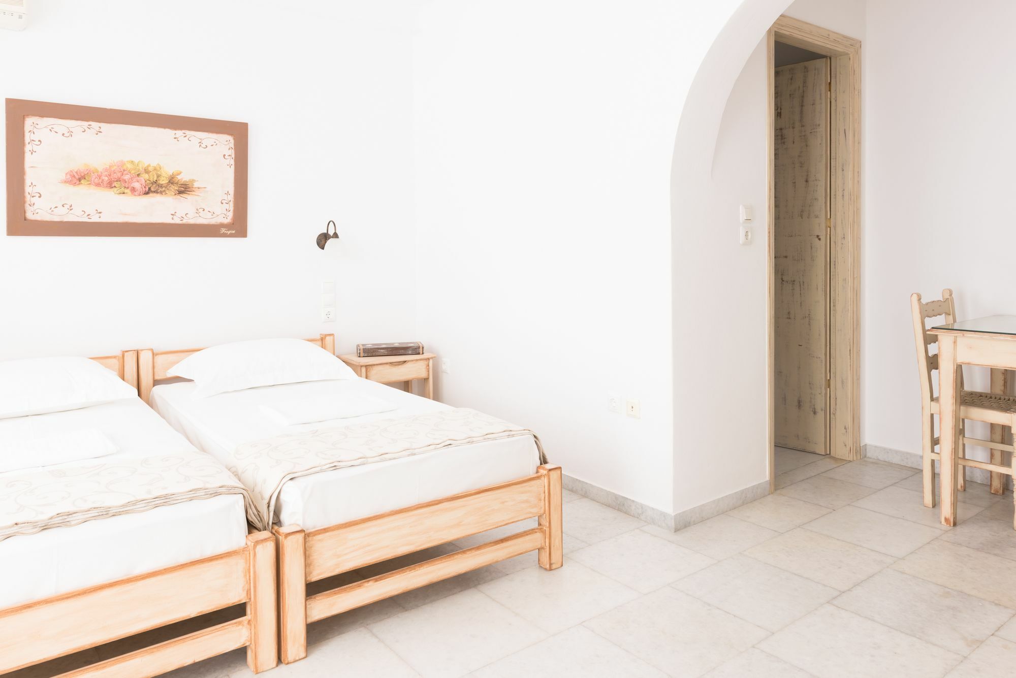 Fragias Studios & Apartments Naxos City Екстериор снимка